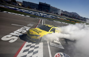 NASCAR_NSCS_KOBALT400_Matt_Kenseth_Win_Burnout_031013