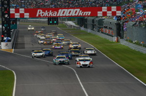 SuperGTGT300SuzukaStart