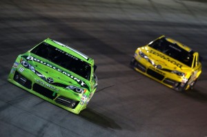 NSCS_Kyle_Busch_Matt_Kenseth_Chicagoland_091513