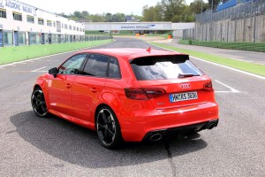 Audi RS3 Vallelunga