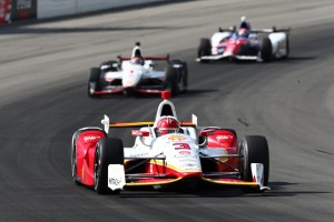 Castroneves vor Power (c) Bret Kelley/IndyCar Media