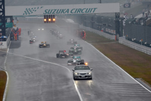 Super Formula Suzuka 2015 Race 1 Start