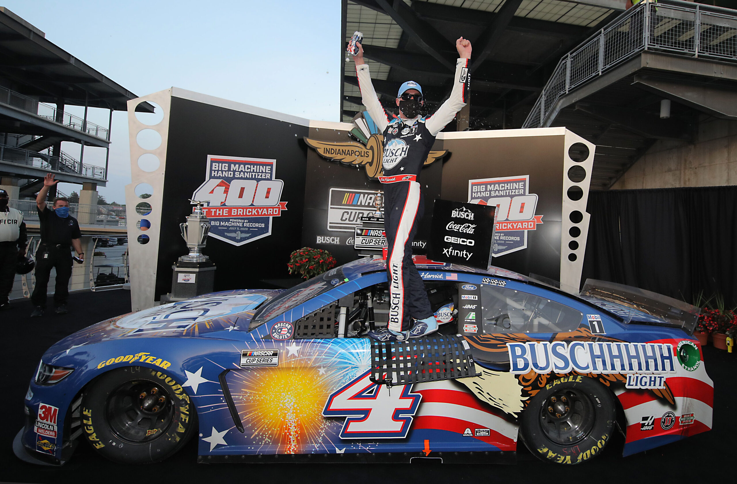 NASCAR: Happy Harvick Triumphiert In Indy – Racingblog